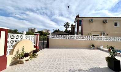 Resale - Townhouse -
Dehesa De Campoamor