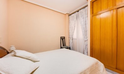 Bestaande bouw - Appartement -
Torrevieja - Playa del Cura