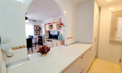 Reventa - Apartamento / piso -
Los Alcazares - Los Alcázares