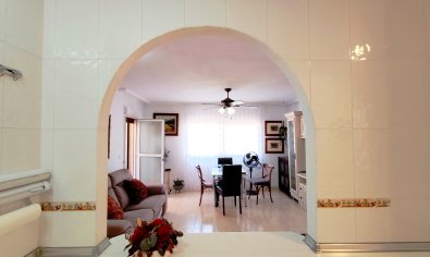Reventa - Apartamento / piso -
Los Alcazares - Los Alcázares