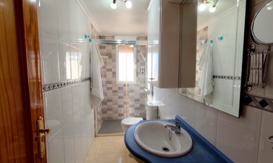 Reventa - Apartamento / piso -
Los Alcazares - Los Alcázares
