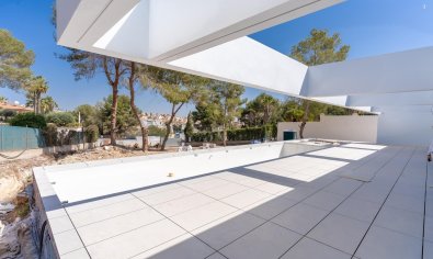 Obra nueva - Villa -
Orihuela Costa - Las Filipinas