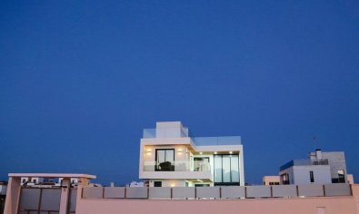 Obra nueva - Villa -
Orihuela Costa - Campoamor