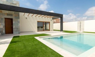 Obra nueva - Villa -
Torrevieja - Los Altos