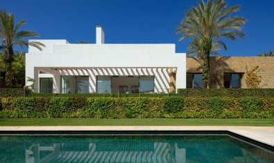 Nieuwbouw Woningen - Villa -
Casares - Pedregales