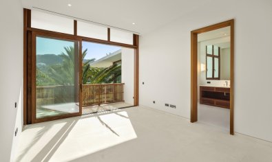 Obra nueva - Villa -
Casares - Pedregales