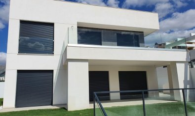 Obra nueva - Villa -
Manilva - La Duquesa