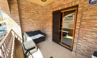 Amplio adosado en Rafal con 4 dormitorios y solarium