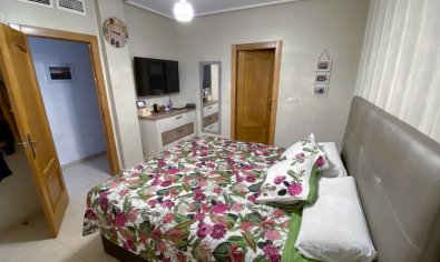 Amplio adosado en Rafal con 4 dormitorios y solarium