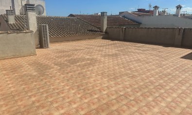 Amplio adosado en Rafal con 4 dormitorios y solarium