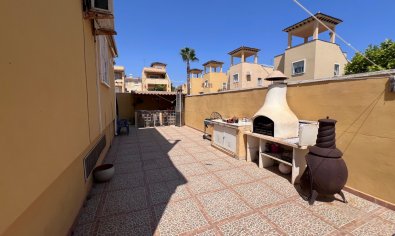 Resale - detached house -
Orihuela - Villamartin