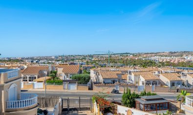 Bestaande bouw - Villa -
Orihuela - Los Altos