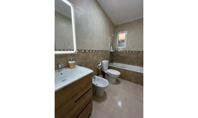 Resale - Apartment -
Almoradí