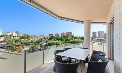 Reventa - Apartamento / piso -
El Campello - El Amerador