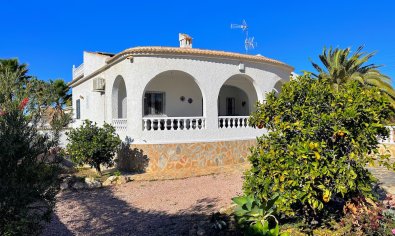 Bestaande bouw - Villa -
Torrevieja - El Chaparral