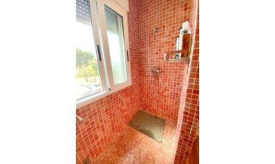 Spacious villa with sea views and garden in Los Alcazares, close to the beach