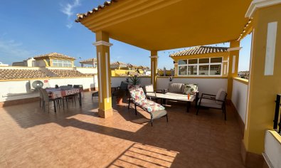 Reventa - Town house / semi detached -
Orihuela - Entre Naranjos Vistabella