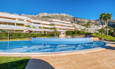 Luxe appartement in Altea met 2 slaapkamers, zwembad & balkon