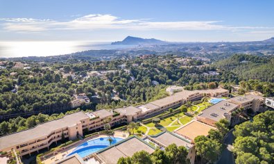 Luxe appartement in Altea met 2 slaapkamers, zwembad & balkon