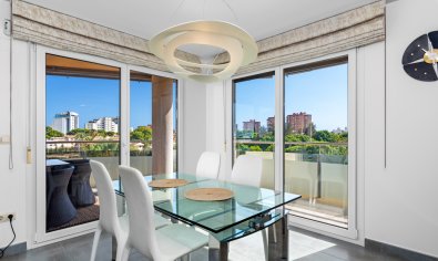 Bestaande bouw - Appartement -
El Campello - El Amerador