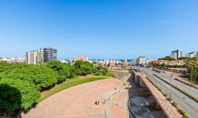 Bestaande bouw - Appartement -
El Campello - El Amerador