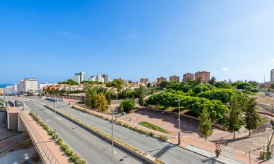 Bestaande bouw - Appartement -
El Campello - El Amerador