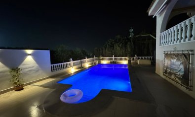 Villa in Benijófar - Huis kopen Costa Blanca