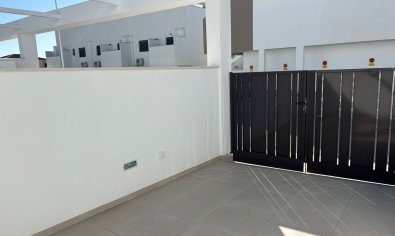 Moderno Apartamento en Planta Baja en Pilar de la Horadada