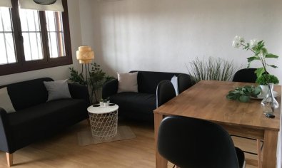 Reventa - Apartamento / piso -
Torrevieja - La Mata