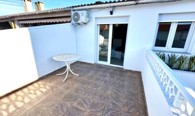 Reventa - Villa -
Torrevieja - Playa de los Naufragos