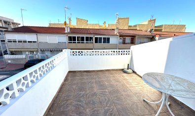 Reventa - Villa -
Torrevieja - Playa de los Naufragos