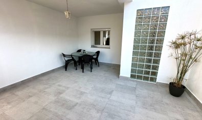 Reventa - Villa -
Torrevieja - Playa de los Naufragos