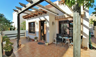 Reventa - Villa -
Villamartín - PAU 8