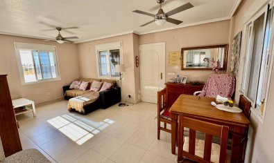 Villa de lujo con piscina privada y jardín en Ciudad Quesada, cerca de campos de golf