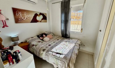 Villa de lujo con piscina privada y jardín en Ciudad Quesada, cerca de campos de golf
