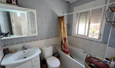 Villa de lujo con piscina privada y jardín en Ciudad Quesada, cerca de campos de golf