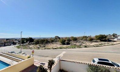 Villa de lujo con piscina privada y jardín en Ciudad Quesada, cerca de campos de golf