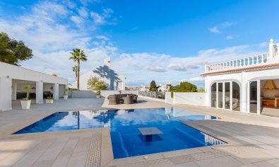 Luxury villa in San Miguel de Salinas with private pool and 6 bedrooms