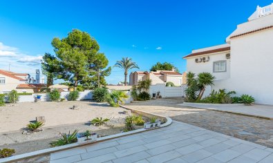 Luxury villa in San Miguel de Salinas with private pool and 6 bedrooms