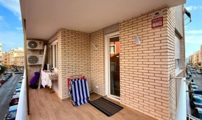 Reventa - Apartamento / piso -
Torrevieja - Playa del Cura