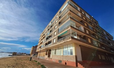 Reventa - Apartamento / piso -
Torrevieja - La Mata