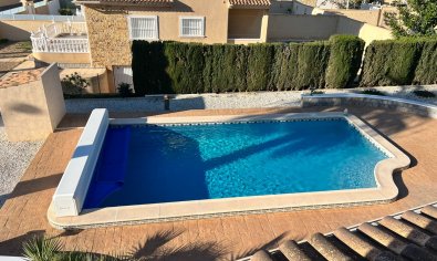 Reventa - Villa -
Torrevieja - San Luis