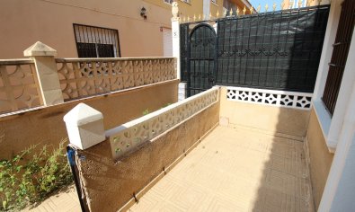 Reventa - Adosado -
Torrevieja - Pueblo/ PLAYA