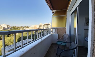 Reventa - Apartamento / piso -
Torrevieja - El Acequión - Los Náufragos