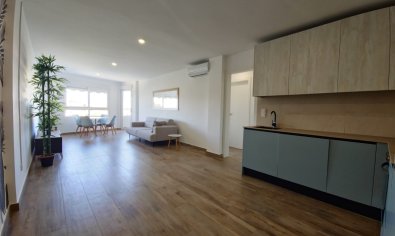 Reventa - Apartamento / piso -
Torrevieja - El Acequión - Los Náufragos