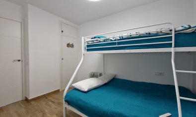 Reventa - Apartamento / piso -
Torrevieja - El Acequión - Los Náufragos