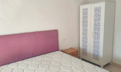 Reventa - Apartamento / piso -
Torrevieja - La Mata