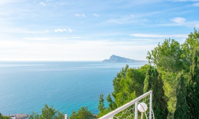 Luxury villa in Altea with private pool, 3 bedrooms and panoramic views
