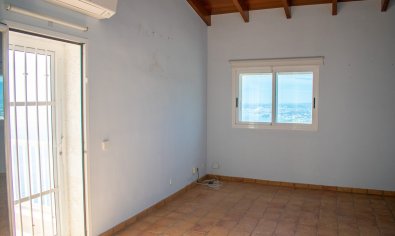 Luxury villa in Altea with private pool, 3 bedrooms and panoramic views