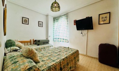 Bestaande bouw - Appartement -
Torrevieja - Pueblo/ PLAYA